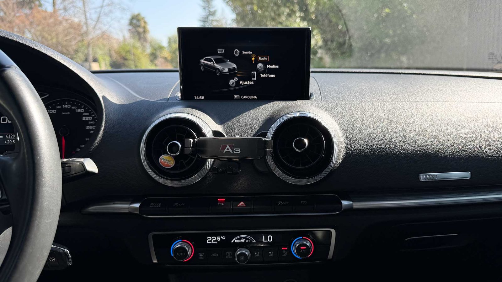 Audi A3 Sport Sline 1.4 2018 - Imagen 11 de 15