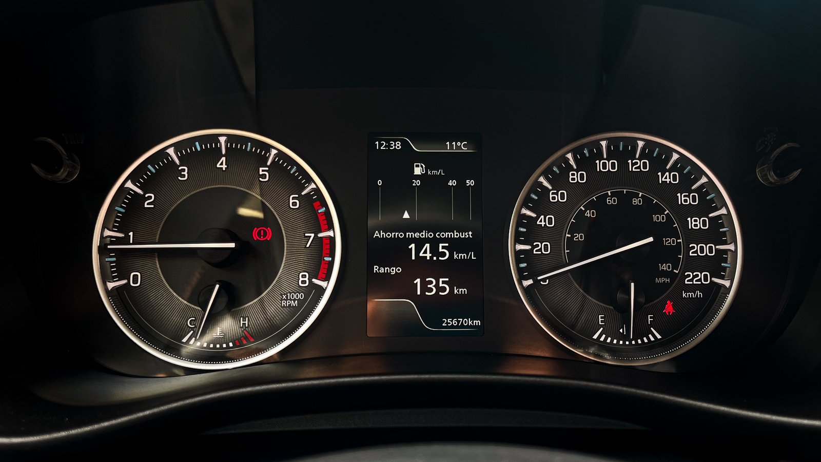 Suzuki Fronx GLX Hybrid 2024 - Imagen 8 de 20