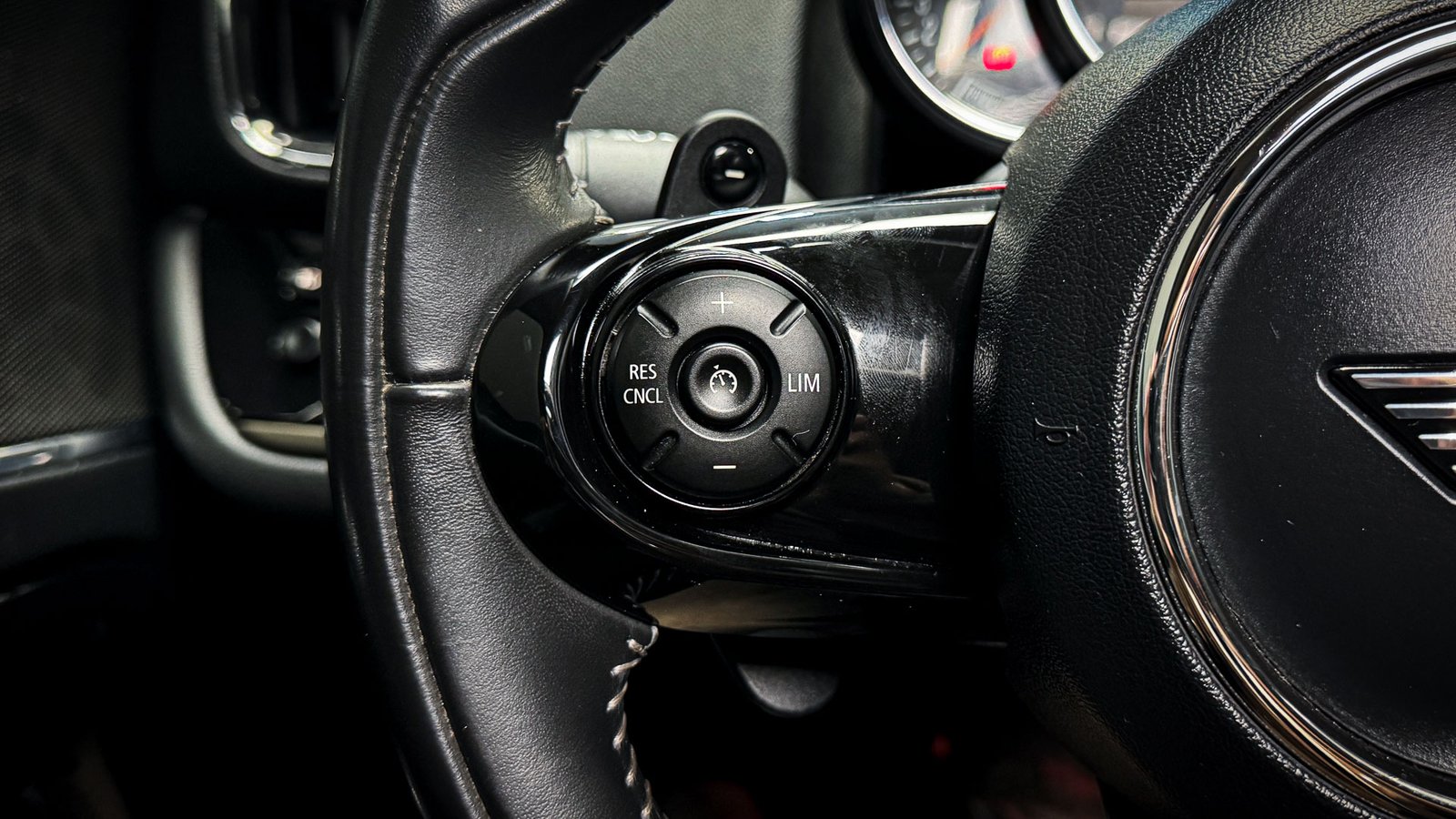 Mini Countryman S 2019 - Imagen 10 de 20