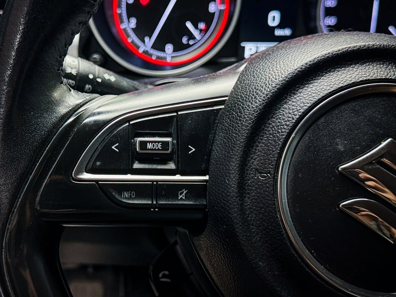 Suzuki Swift GLX AT 2022 - Imagen 9 de 20