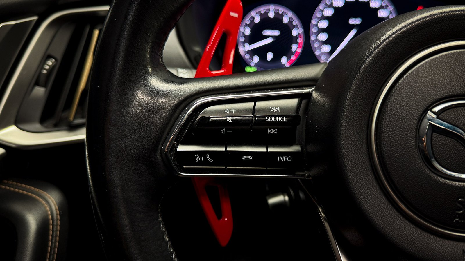 Mazda CX-90 Signature MHEV AWD 3.3 2024 - Imagen 9 de 20