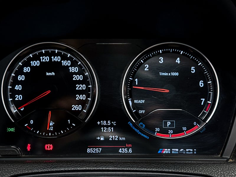 BMW 240 i Coupe 3.0 AT 2018 - Imagen 8 de 20