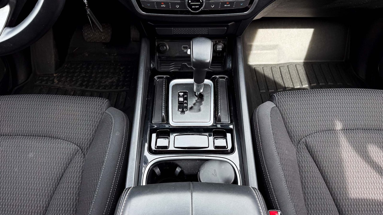 SsangYong Rexton GLX AT 2.2 2021 - Imagen 20 de 20