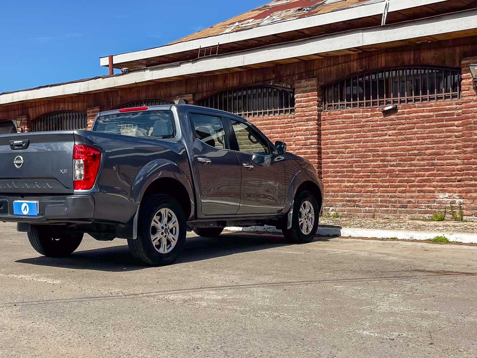 Nissan Navara XE MT 4x2 2.3 2023 - Foto 4 de 20