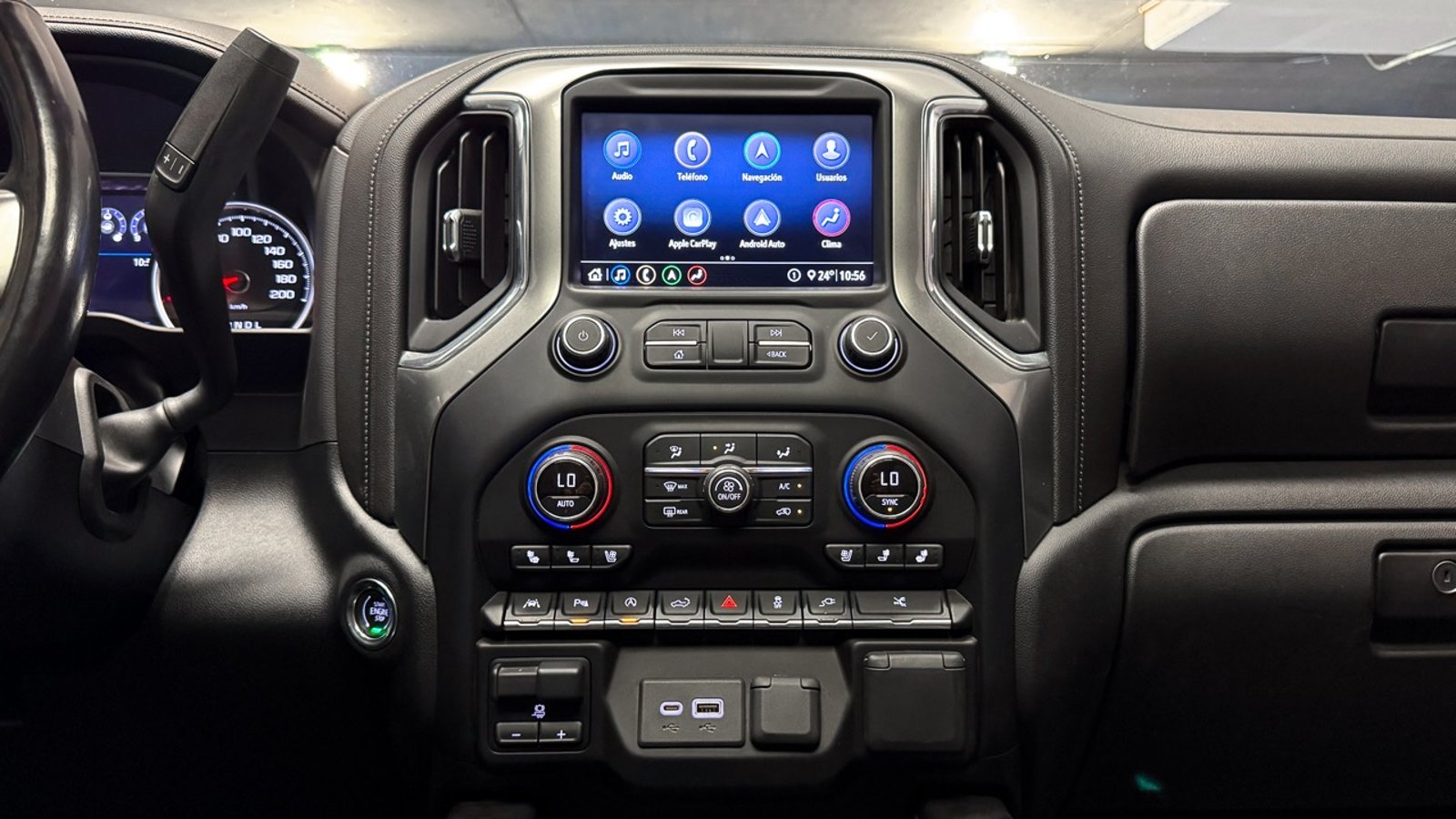 Chevrolet Silverado LTZ 2021 - Imagen 18 de 20