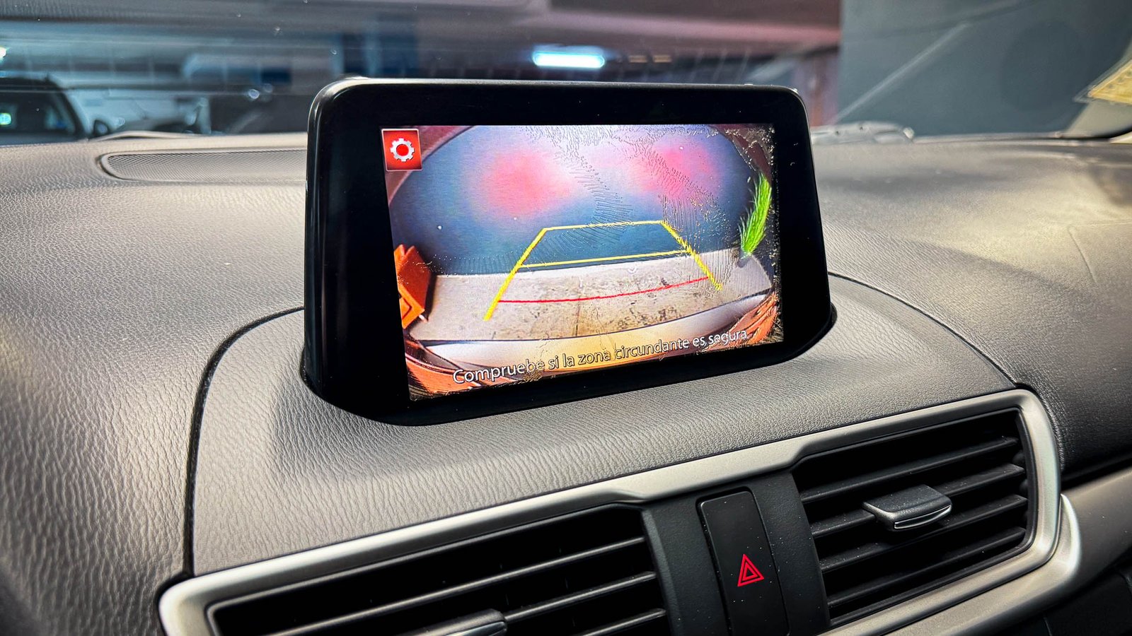 Mazda 3 V 2.0 2019 - Imagen 15 de 20