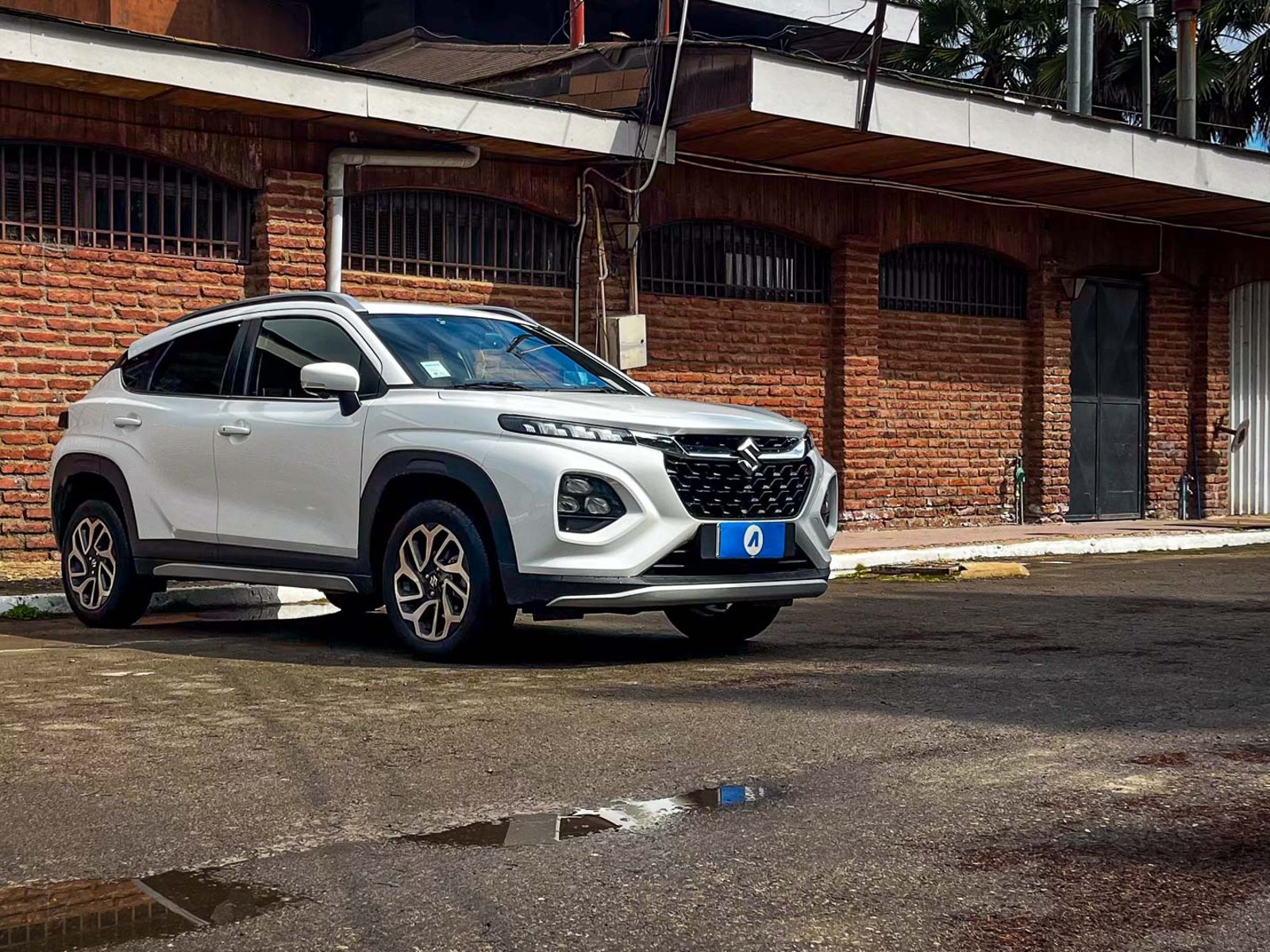 Suzuki Fronx GLX Hybrid 2024 - Foto 5 de 20