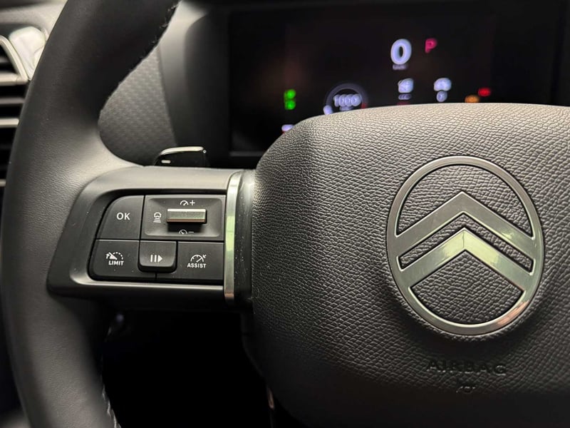 Citroën C4 Max MHEV 1.2 2025 - Imagen 9 de 20
