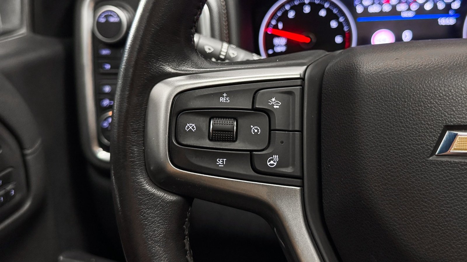 Chevrolet Silverado LTZ 2021 - Imagen 12 de 20