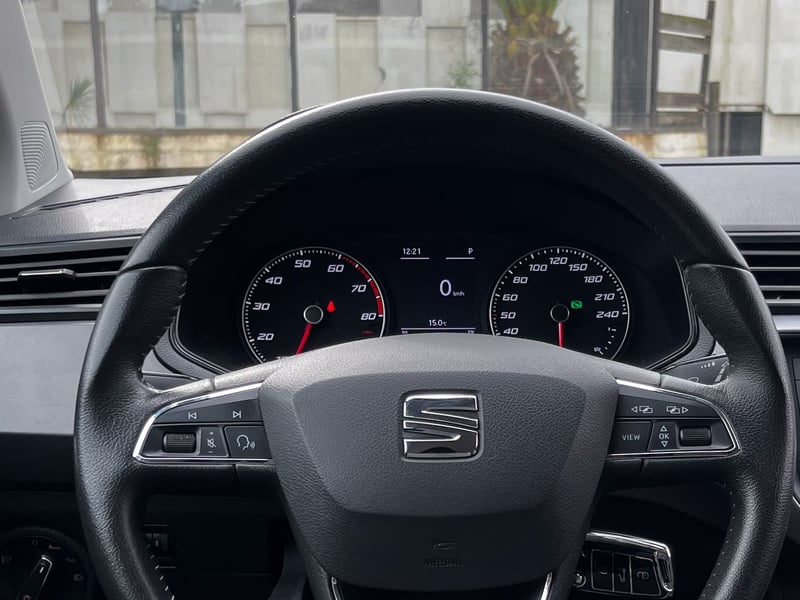 SEAT Ibiza Style 1.6 AT 2021 - Imagen 7 de 20