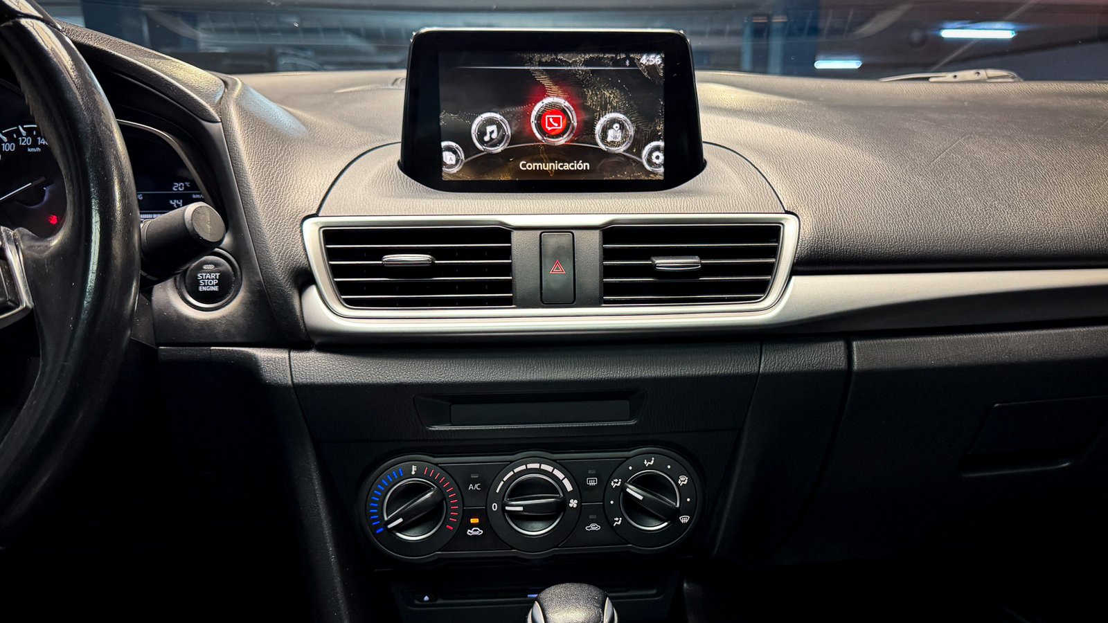 Mazda 3 V 2.0 2019 - Imagen 14 de 20