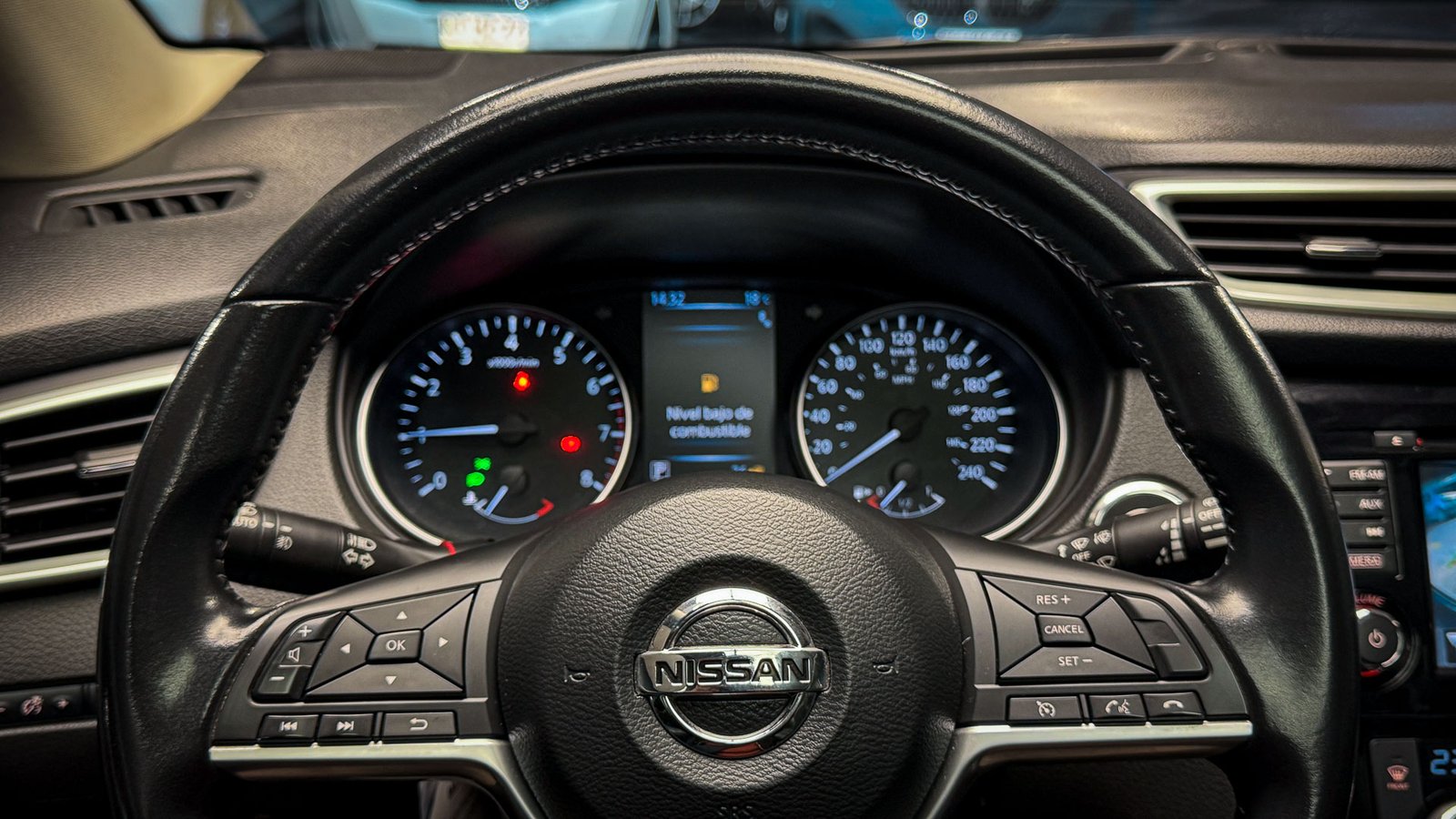 Nissan Qashqai Exclusive AWD 2019 - Imagen 7 de 20