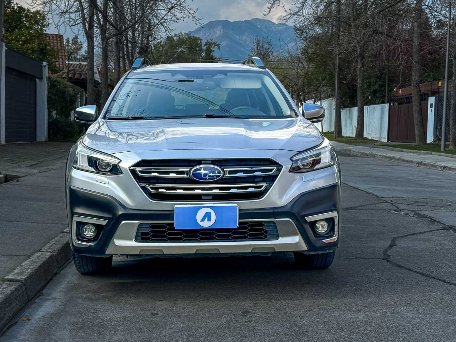 Subaru Outback Touring 4WD 2.5 2021 - Foto 5 de 13
