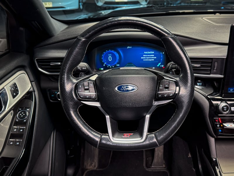 Ford Explorer ST 4WD 2023 - Imagen 12 de 20