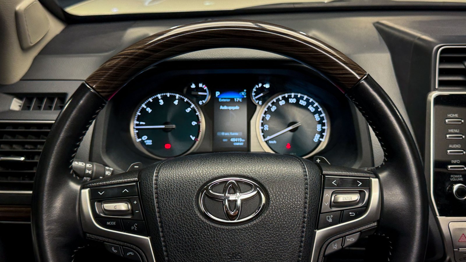 Toyota Land Cruiser Prado VXL Blindada 4X4 4.0 2023 - Imagen 7 de 20