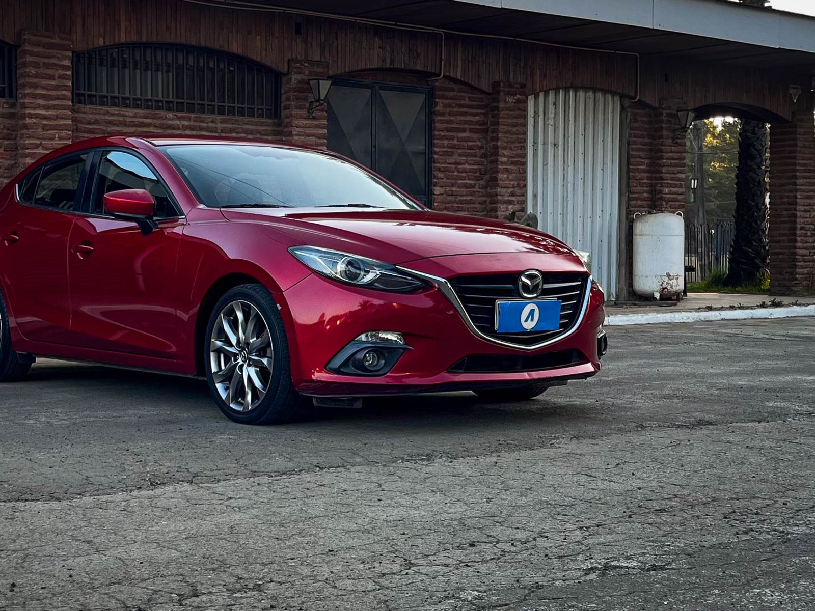 Mazda 3 V 2.0 Sedán MT 2015 - Foto 5 de 20