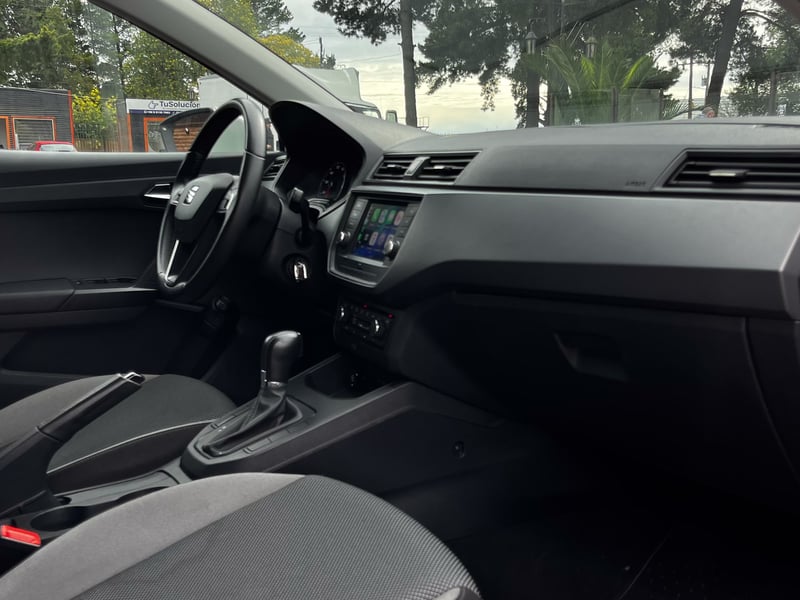 SEAT Ibiza Style 1.6 AT 2021 - Imagen 13 de 20