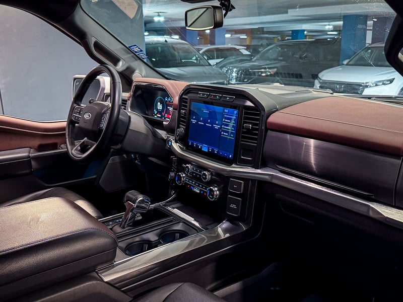 Ford F150 Lariat Sport 5.0 2022 - Imagen 16 de 20