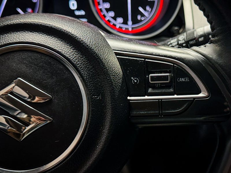 Suzuki Swift GLX AT 2022 - Imagen 10 de 20