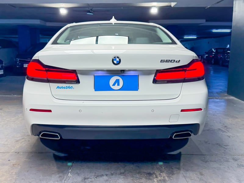 BMW 520D Heritage 2.0 2022 - Imagen 3 de 20
