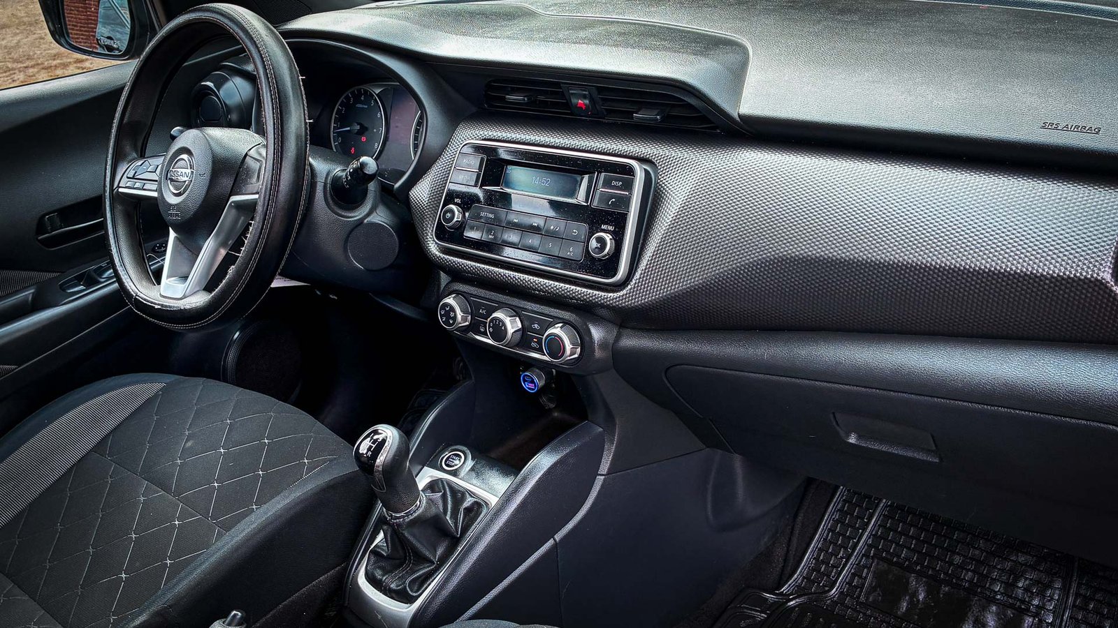 Nissan Kicks Sense MT 2018 - Imagen 12 de 15