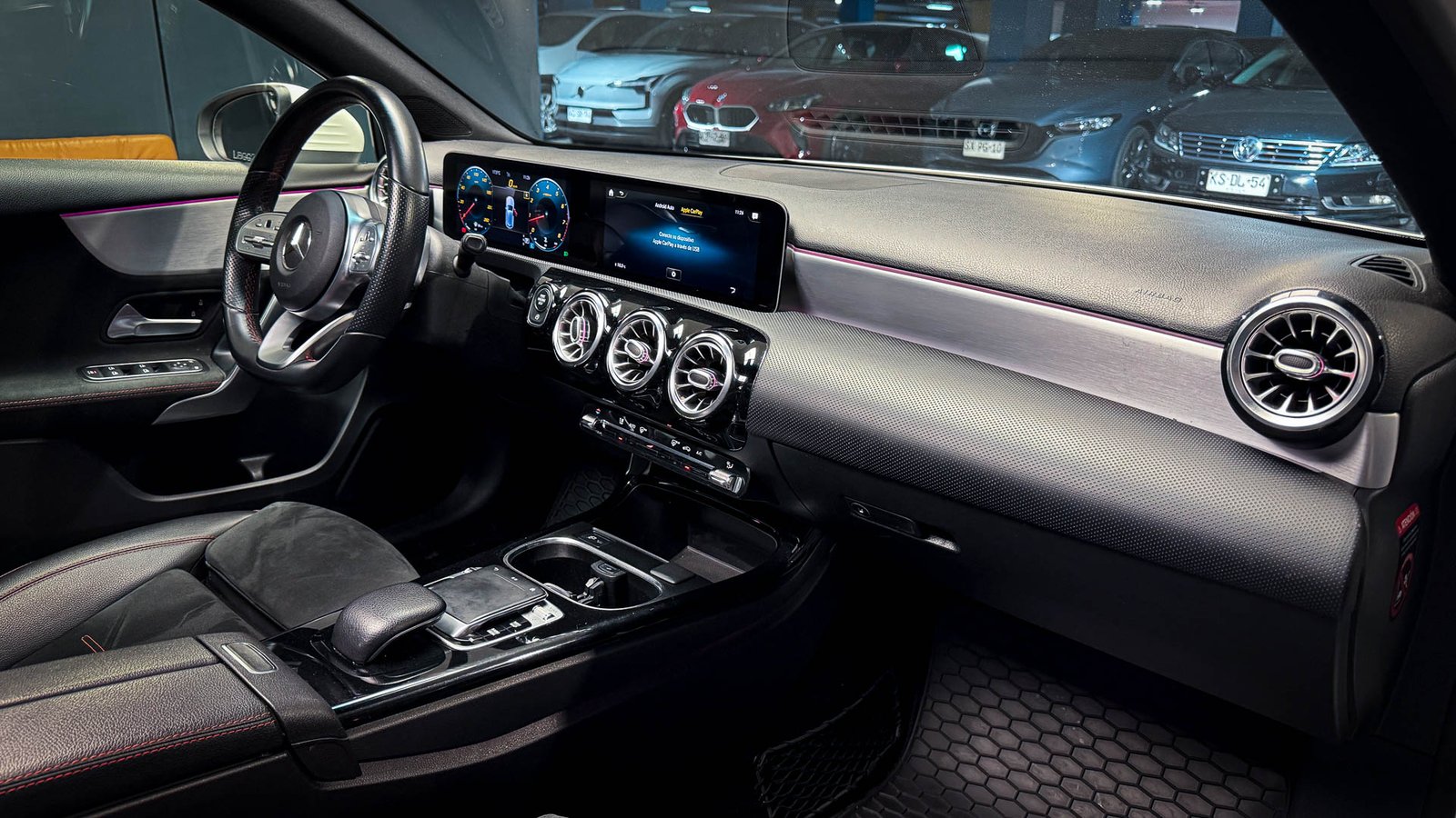Mercedes-Benz A250 AMG Line 2.0 2019 - Imagen 13 de 20
