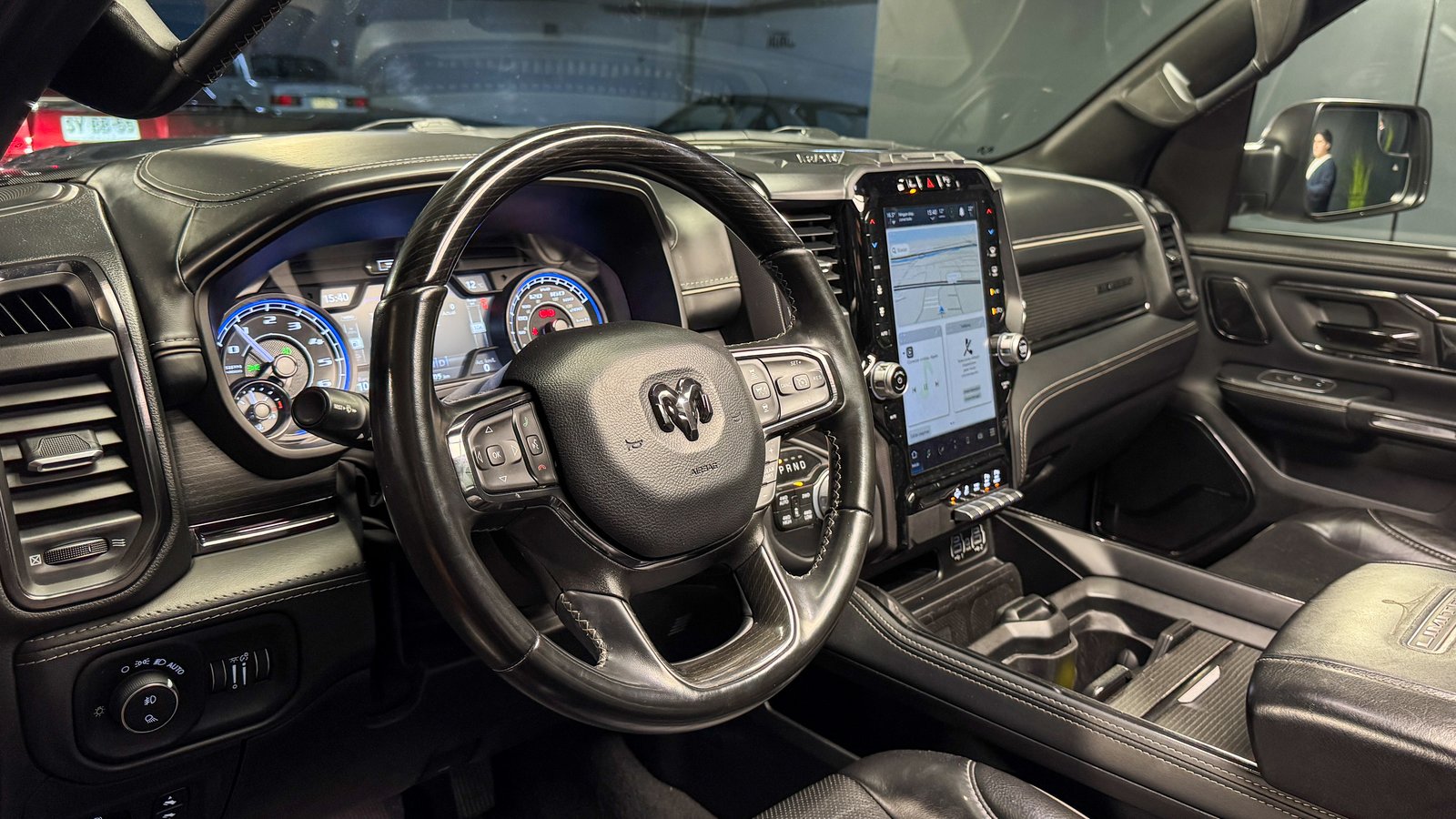 RAM 1500 Limited 4X4 5.7 AT 2022 - Imagen 12 de 20