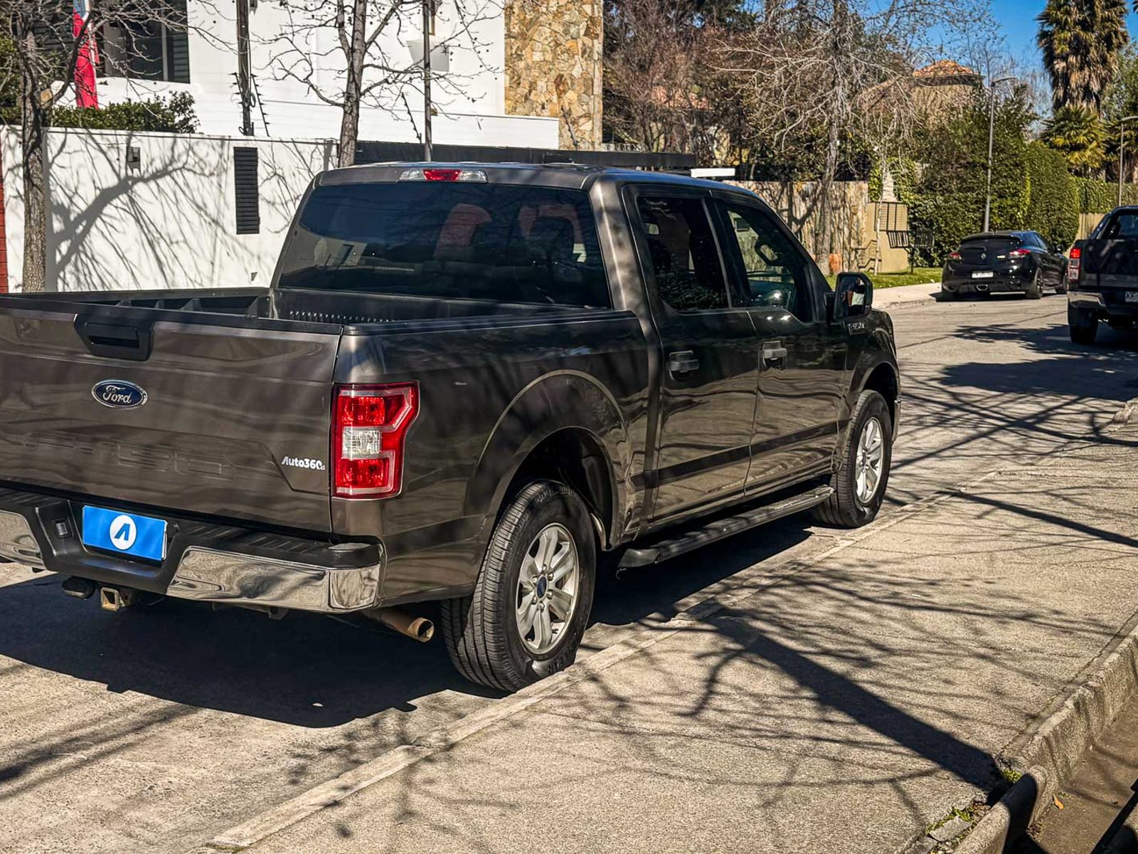 Ford F-150 XLT DC 4X2 3.3 2020 - Foto 4 de 20