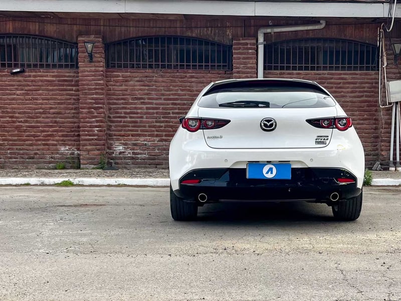 Mazda 3 Sport GTX 2.5 2023 - Imagen 3 de 20