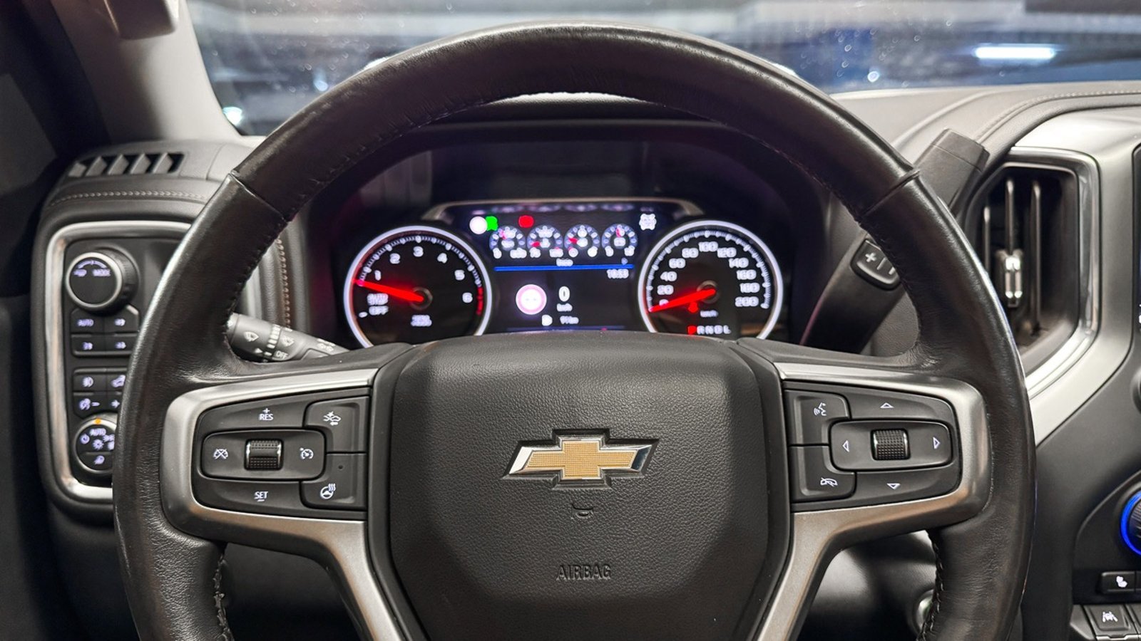 Chevrolet Silverado LTZ 2021 - Imagen 10 de 20