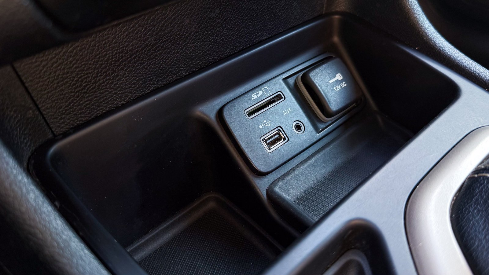 Jeep Cherokee Sport AT 2.4 2017 - Imagen 17 de 20