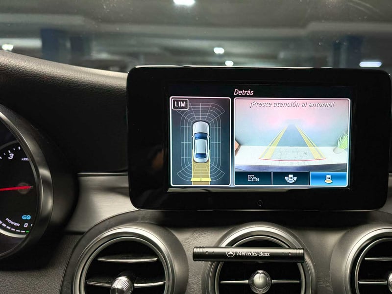 Mercedes-Benz C200 FL AT 1.5 2020 - Imagen 16 de 20