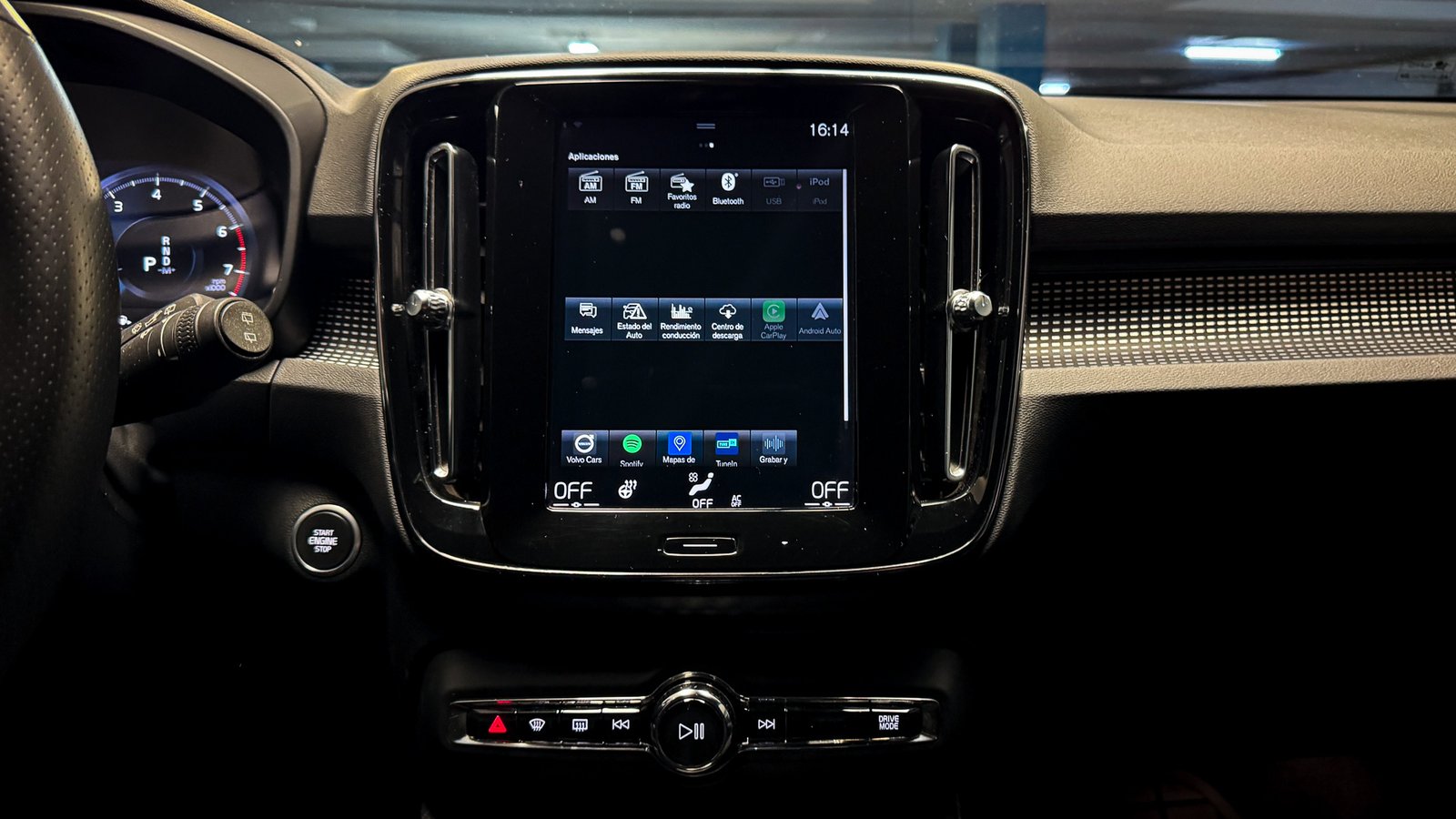 Volvo XC40 T5 R-Design 2.0 2020 - Imagen 15 de 20