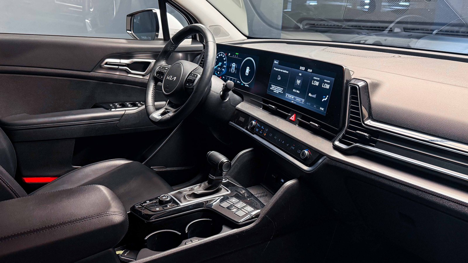 Kia Sportage EX 2.0 2023 - Imagen 13 de 20