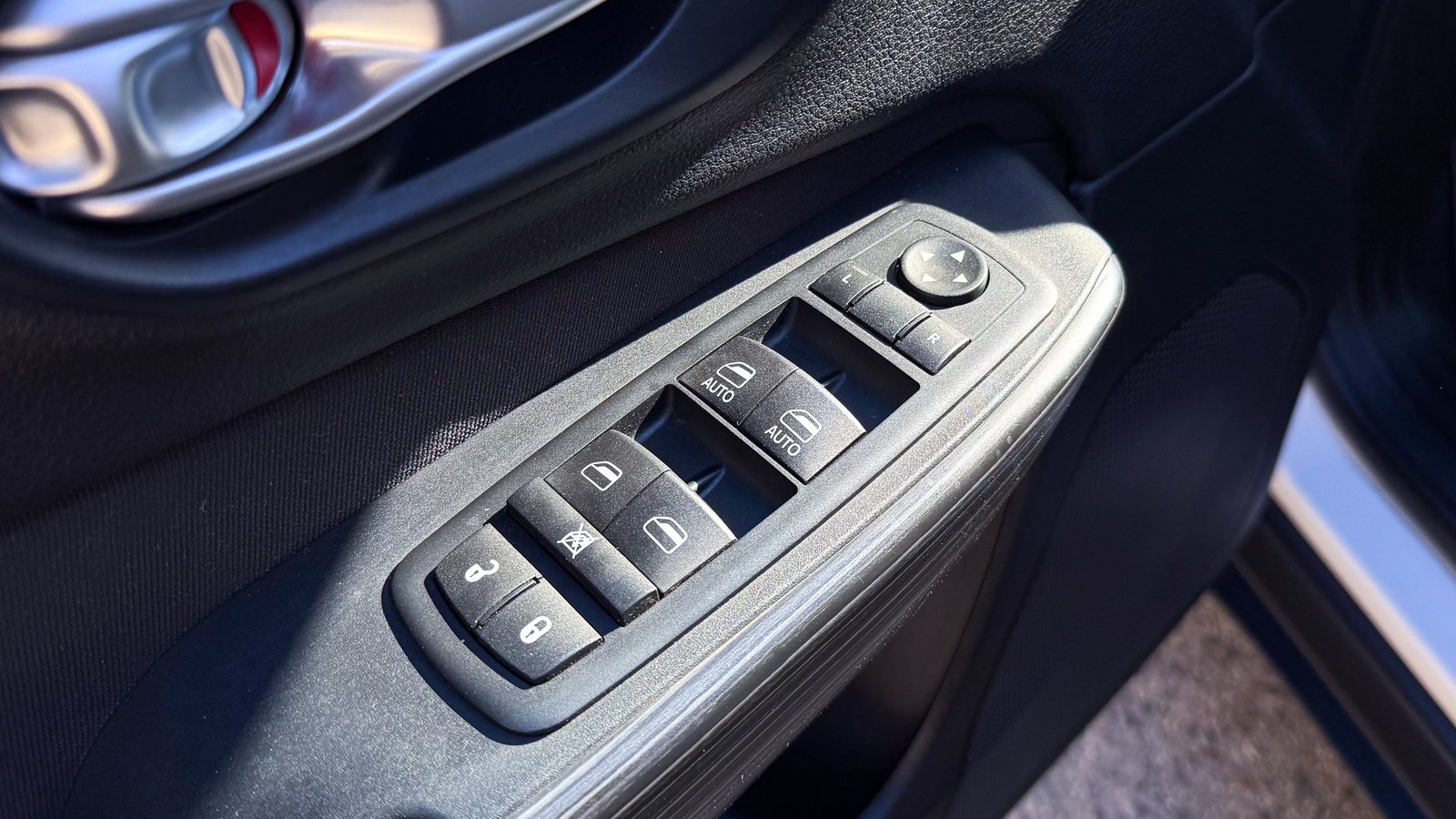 Jeep Cherokee Sport AT 2.4 2017 - Imagen 19 de 20