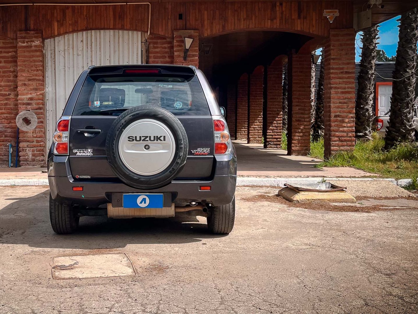 Suzuki Grand Vitara GLX Sport 1.6 MT 4X4 2016 - Foto 3 de 20