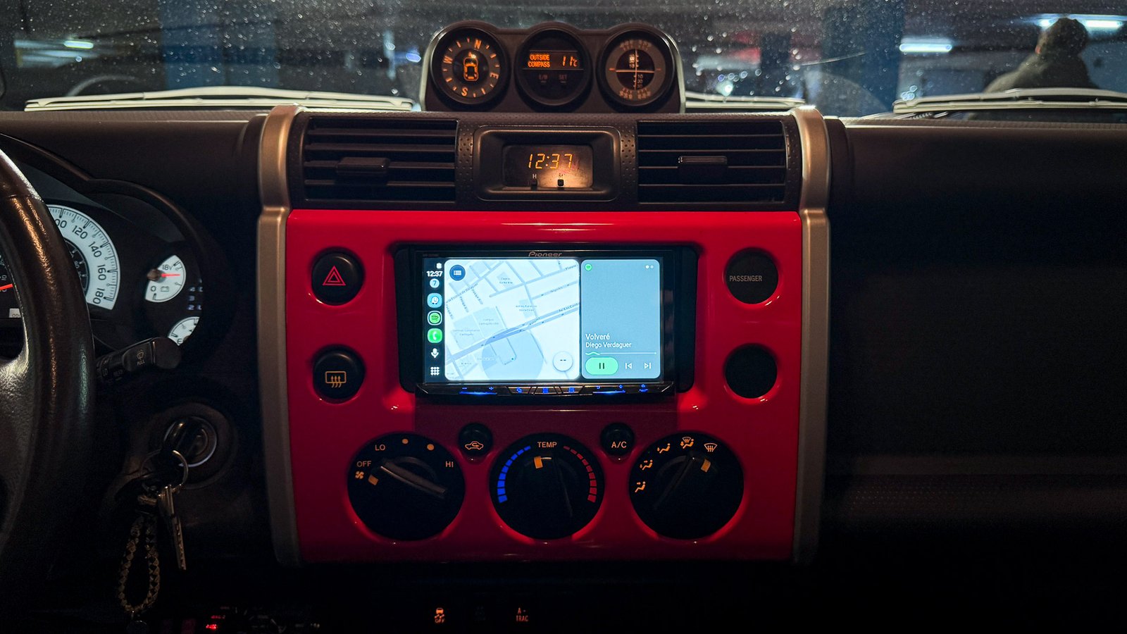 Toyota FJ Cruiser Limited 4x4 4.0 2013 - Imagen 12 de 20