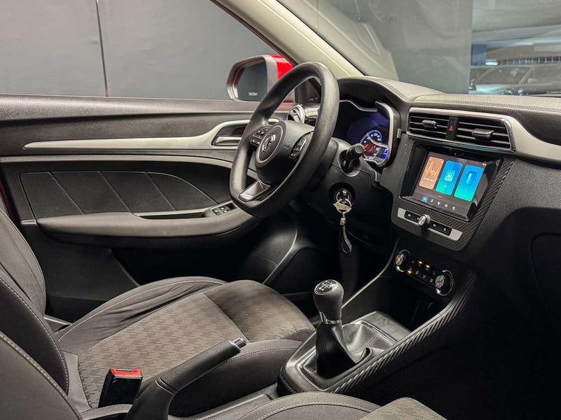 MG ZS STD MT 2025 - Imagen 13 de 20