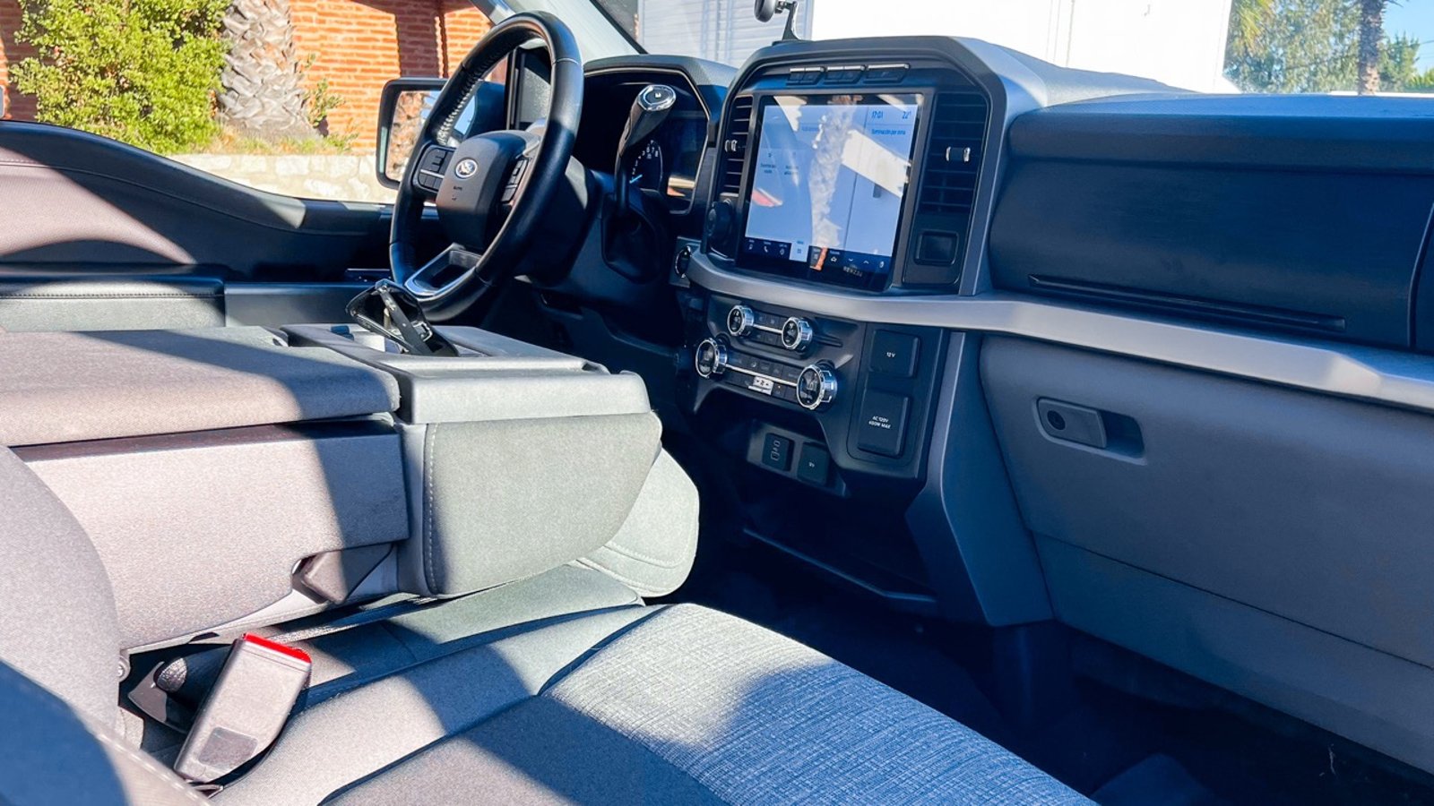 Ford F-150 XLT DC 4X4 5.0 2021 - Imagen 13 de 20