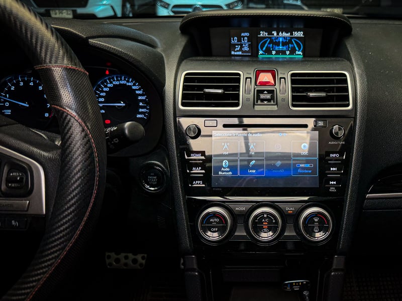 Subaru Forester XT AWD 2.0 2019 - Imagen 15 de 20