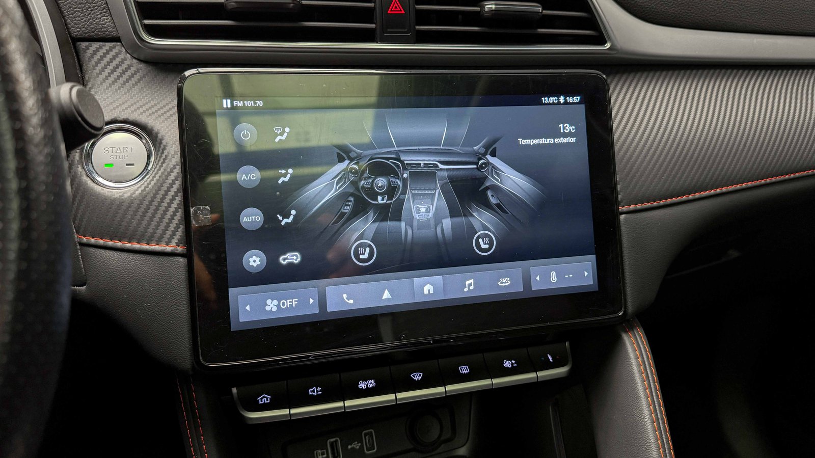 MG ZS EV DLX 2024 - Imagen 17 de 20