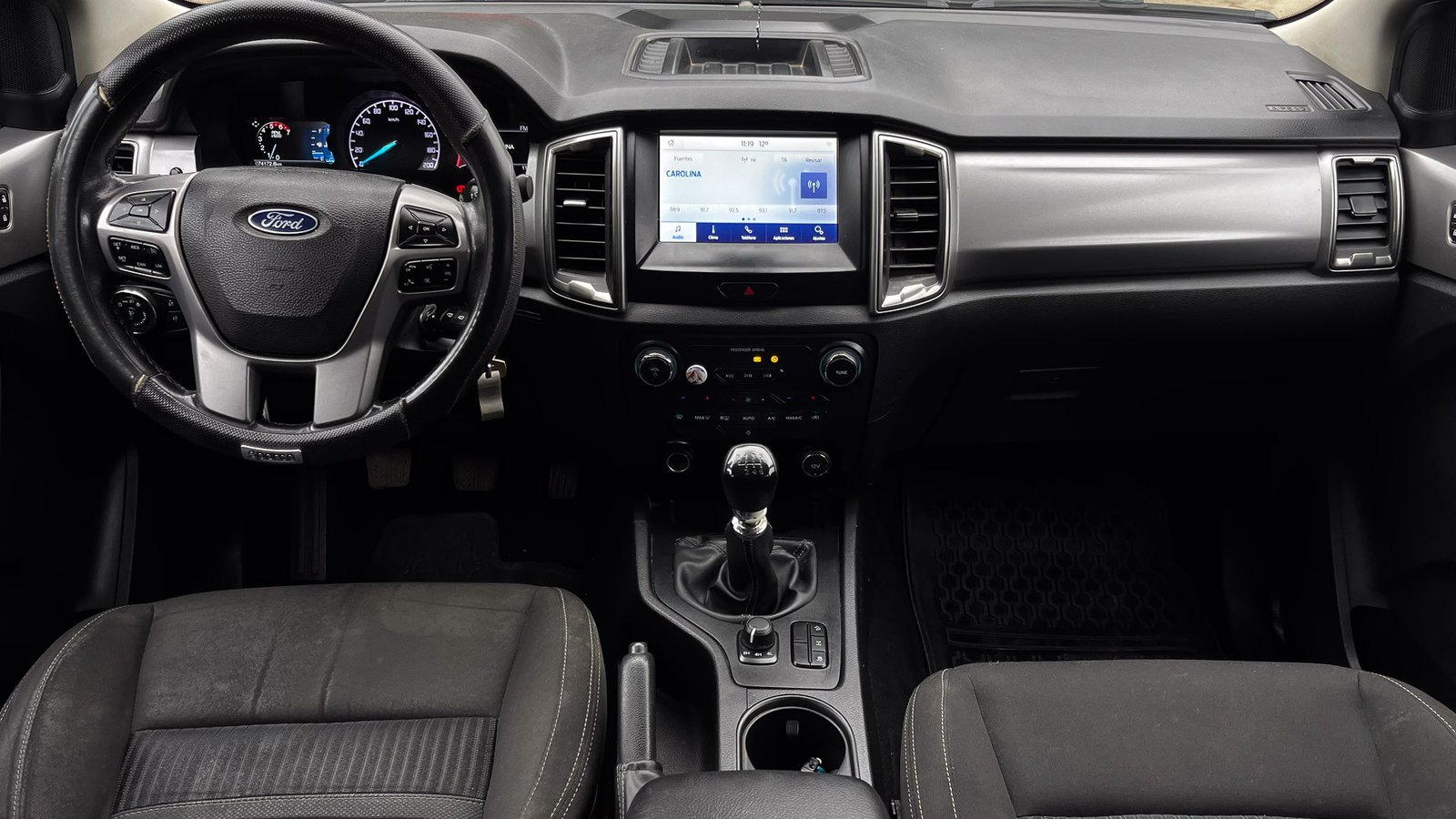 Ford Ranger XLT 4X4 3.2 2022 - Imagen 14 de 20