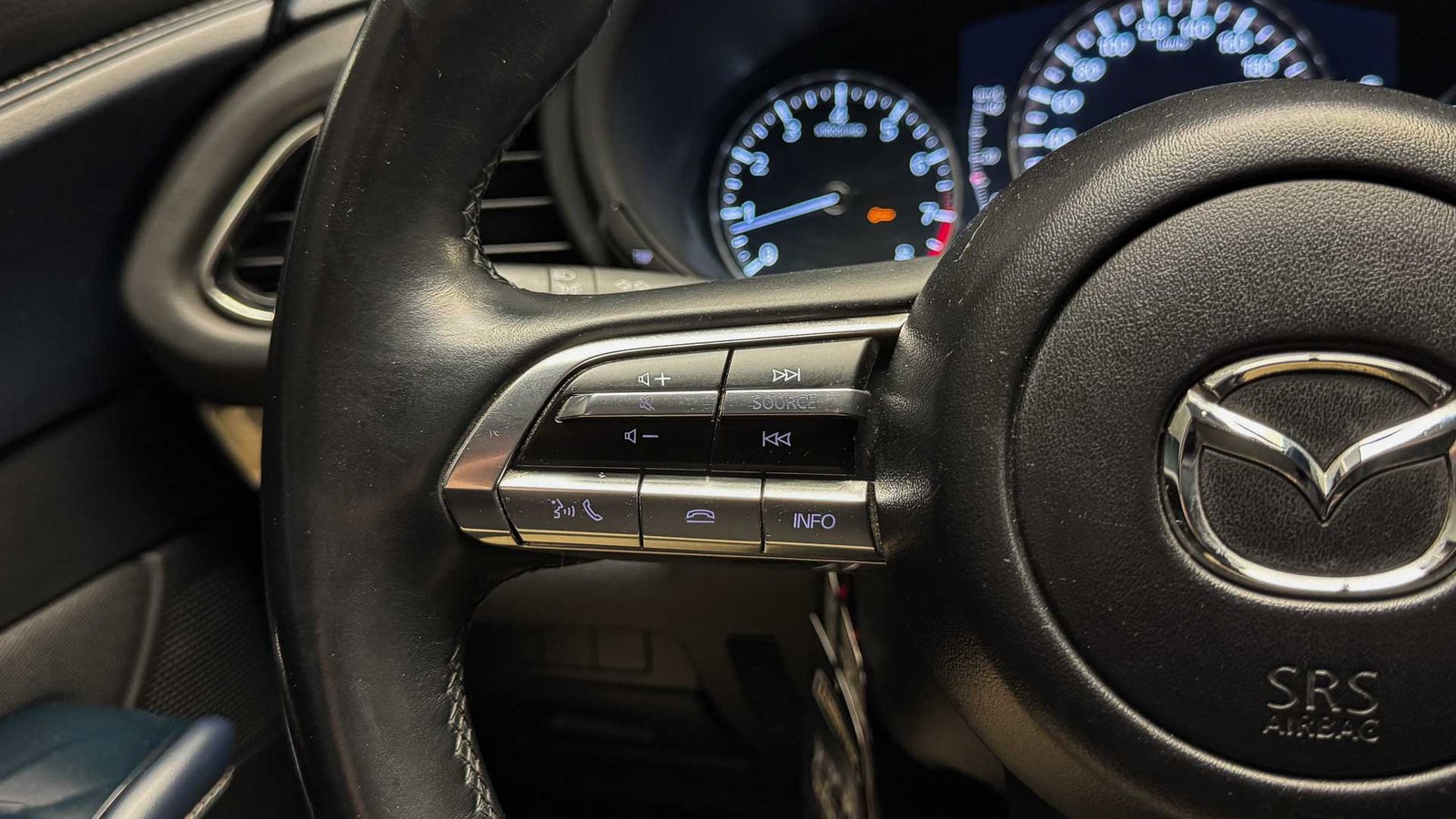 Mazda CX-30 V 2.0 2021 - Imagen 9 de 20