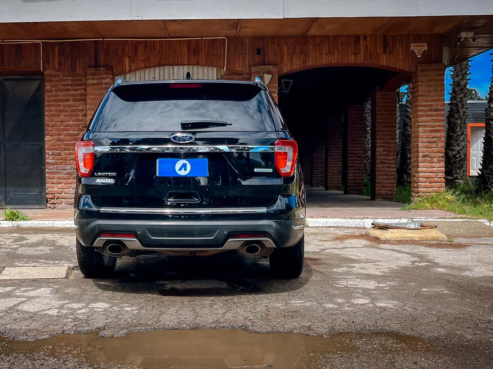 Ford Explorer Ecoboost Limited 2.3 2019 - Foto 3 de 20