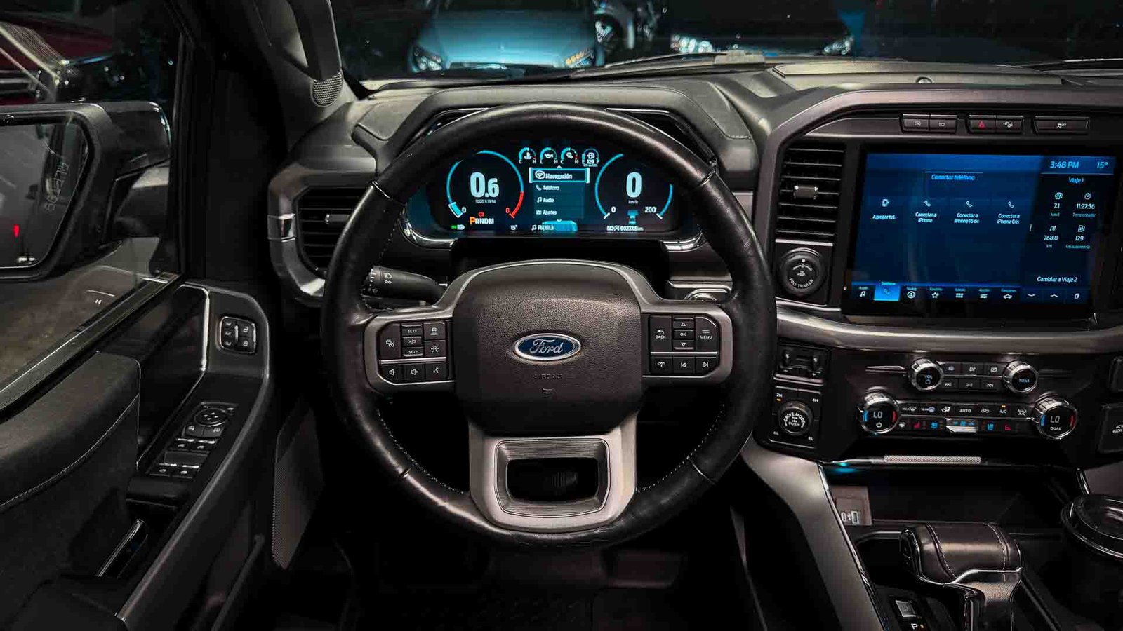 Ford F-150 Lariat Luxury 4WD 2022 - Imagen 14 de 20