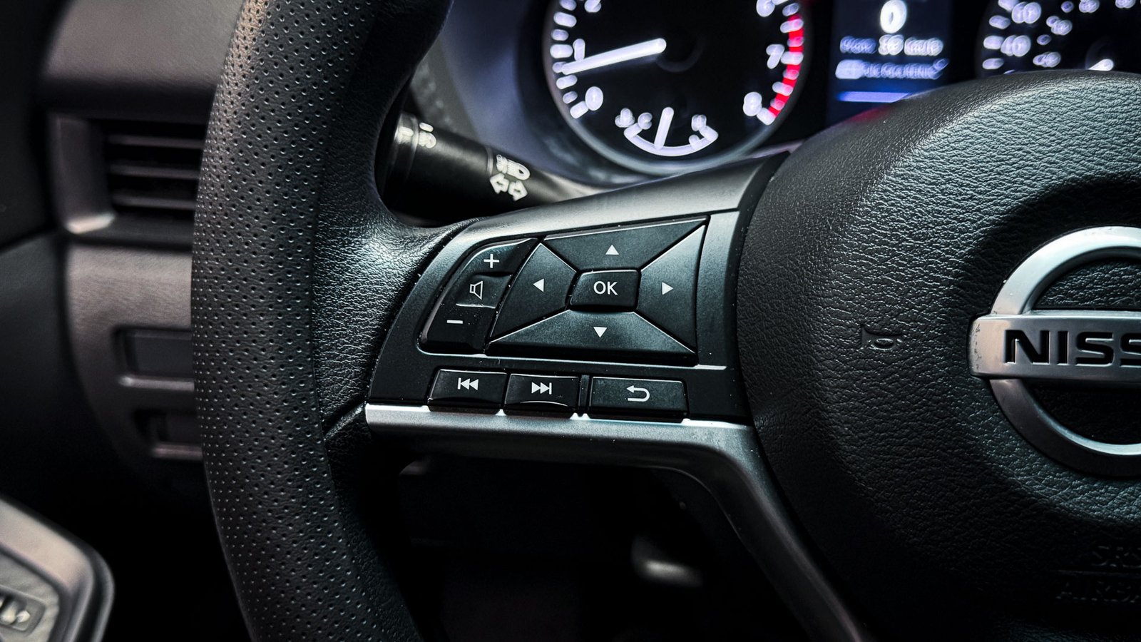 Nissan Sentra Sense MT 2022 - Imagen 9 de 20