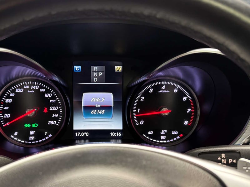 Mercedes-Benz GLC 300 Coupé AMG Line 2019 - Imagen 8 de 20