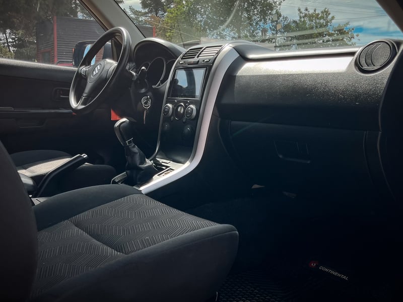Suzuki Grand Vitara GLX Sport 1.6 MT 4X4 2016 - Imagen 11 de 20