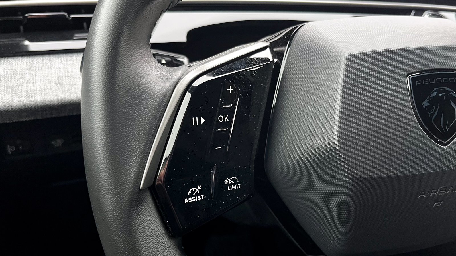Peugeot 3008 Premiere MHEV 2025 - Imagen 9 de 20