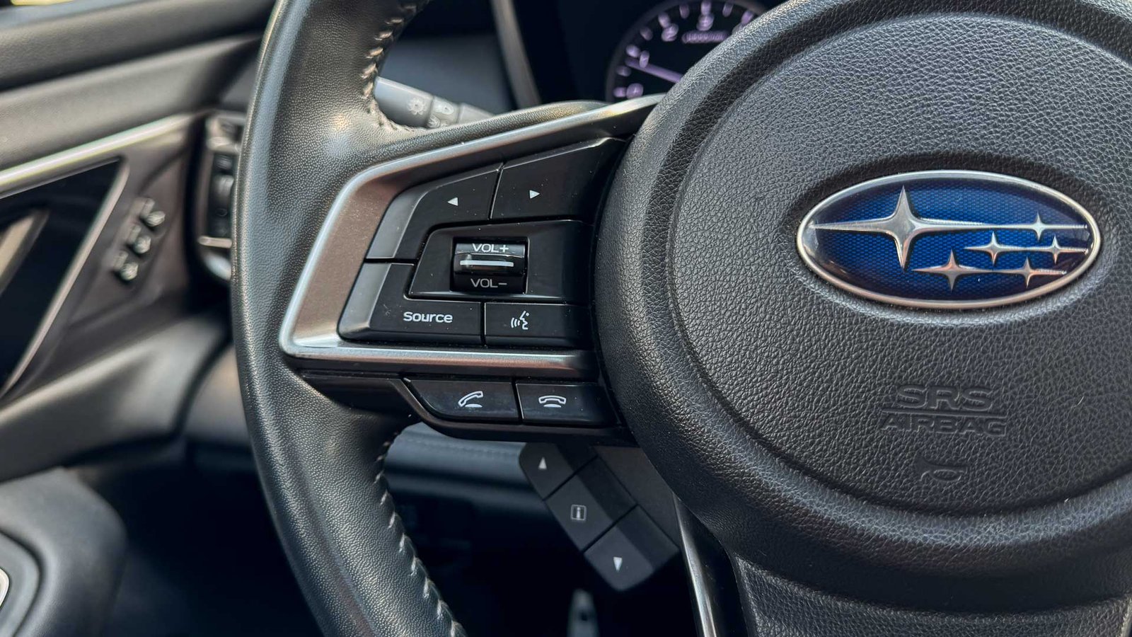 Subaru Outback Touring 4WD 2.5 2021 - Imagen 7 de 13